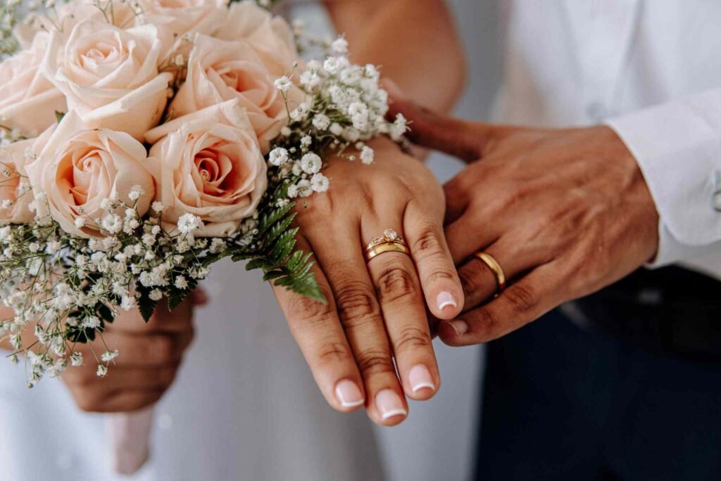 Why Couples Are Falling in Love with Lab Diamond Wedding Rings
